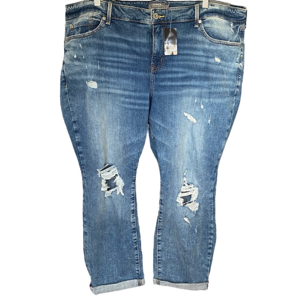 NWT Torrid Boyfriend Straight Vintage Stretch Distressed Jeans Womens 24 Short